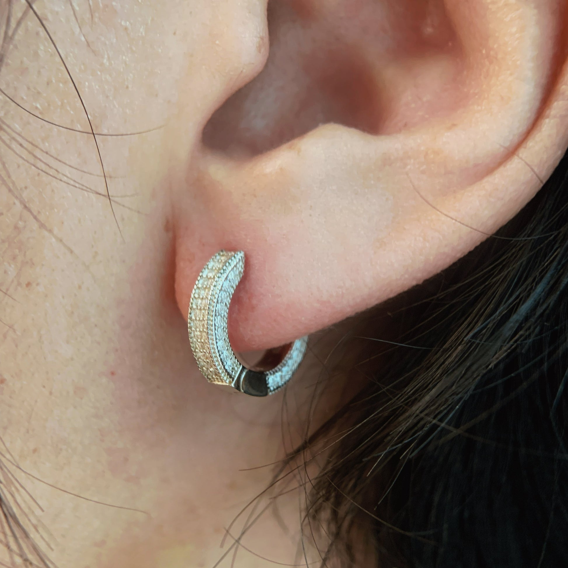 Full Eternity Ear Ring (ERAB) - TMT The Money Thing