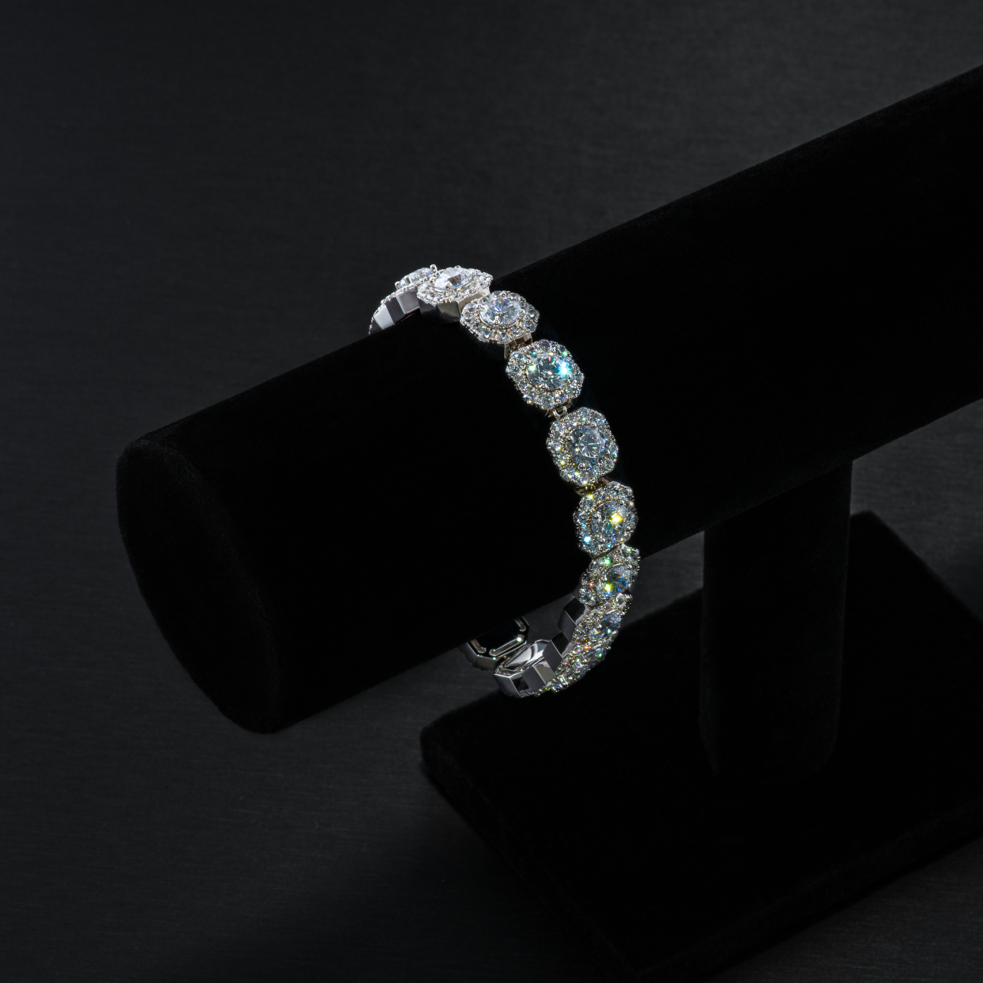 Cluster Round Cut Tennis Bracelet (TBAA 110) - TMT The Money Thing